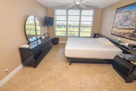 2661 S Course Drive Pompano Beach FL 33069