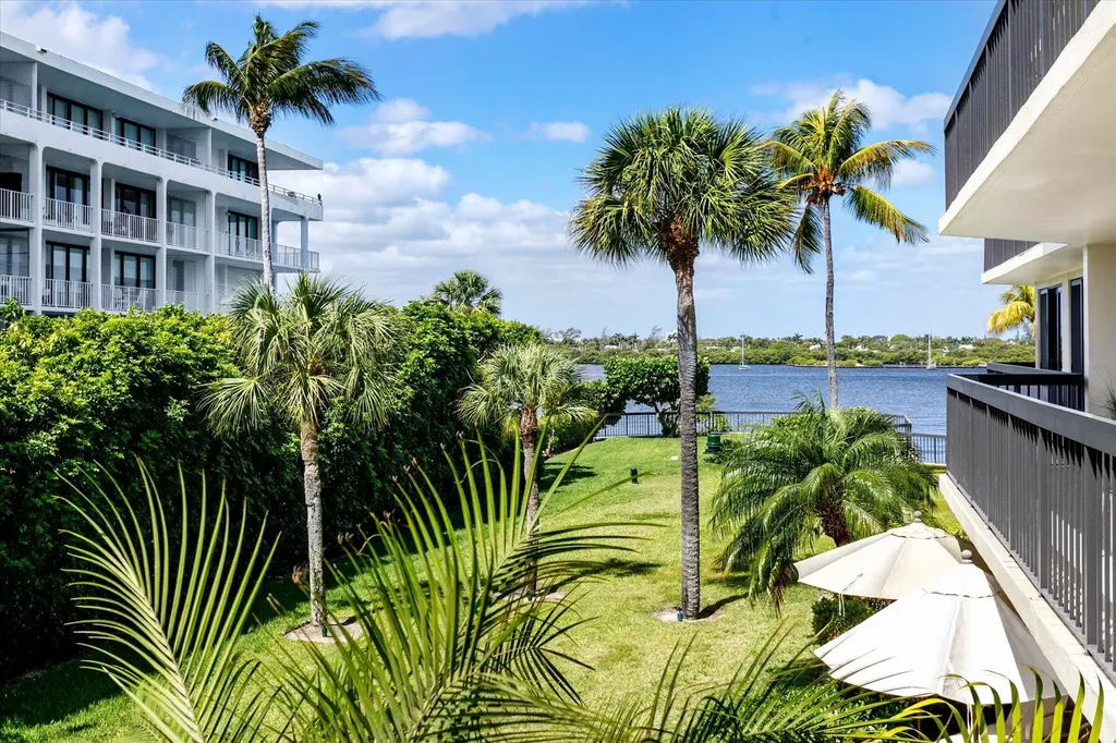 2778 S Ocean Boulevard Palm Beach FL 33480