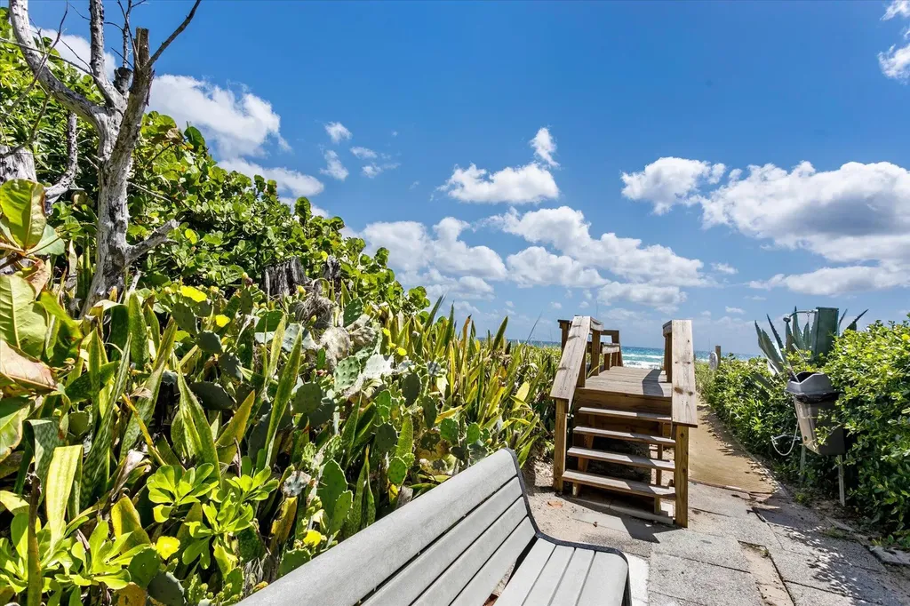 2778 S Ocean Boulevard Palm Beach FL 33480