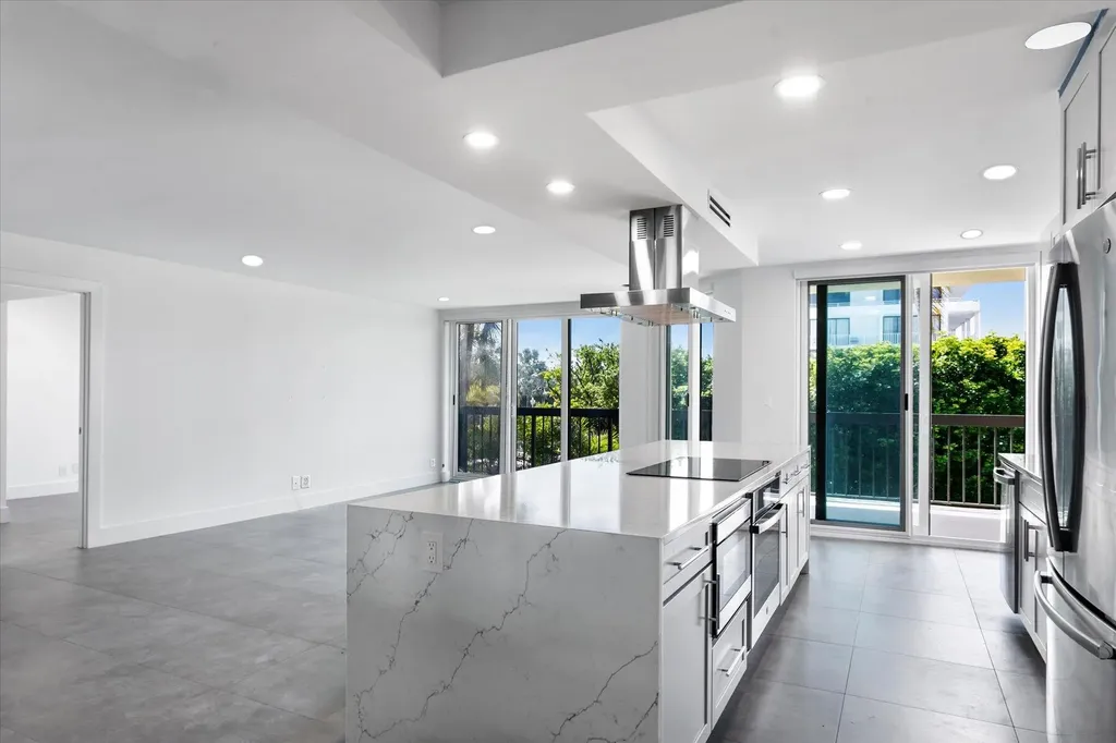 2778 S Ocean Boulevard Palm Beach FL 33480
