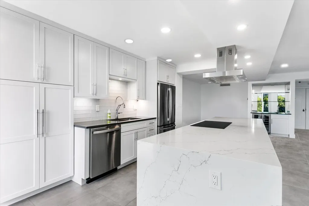2778 S Ocean Boulevard Palm Beach FL 33480