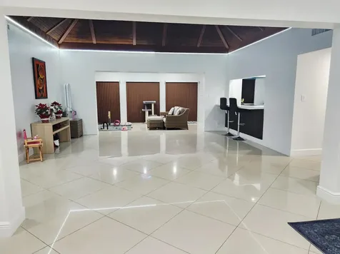5707 White Hickory Circle Tamarac FL 33319