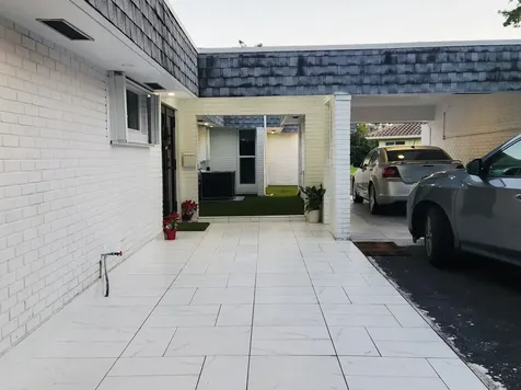 5707 White Hickory Circle Tamarac FL 33319