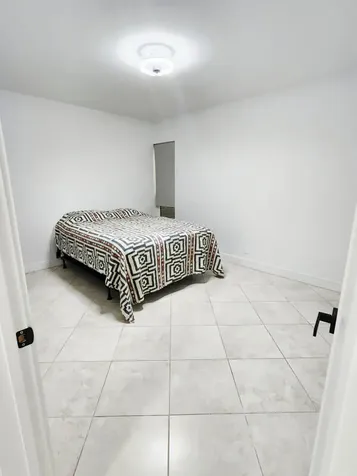 5707 White Hickory Circle Tamarac FL 33319
