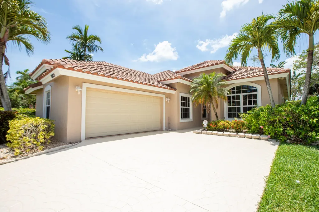 10821 La Salinas Circle Boca Raton FL 33428