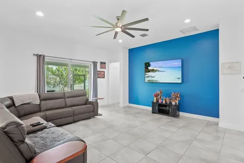 691 SW Haas Avenue Port St Lucie FL 34953