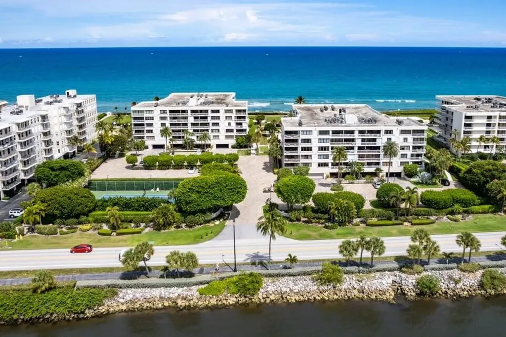 3250 S Ocean Boulevard Palm Beach FL 33480