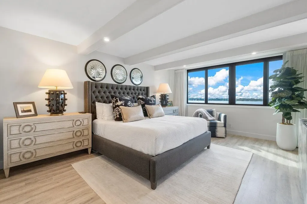 3250 S Ocean Boulevard Palm Beach FL 33480