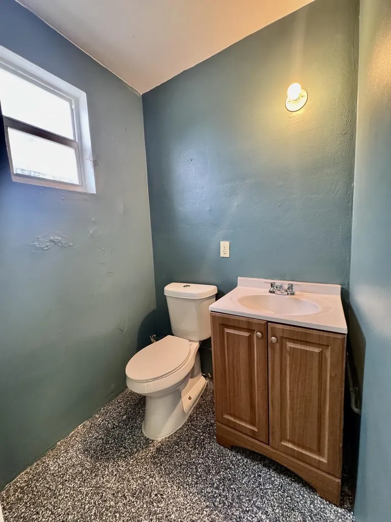 692 SW 15th Street Pompano Beach FL 33060