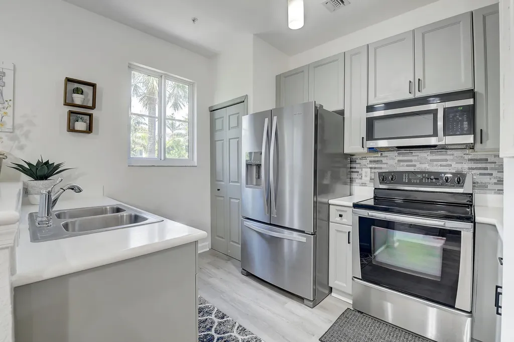 525 Bayfront Drive Boynton Beach FL 33435