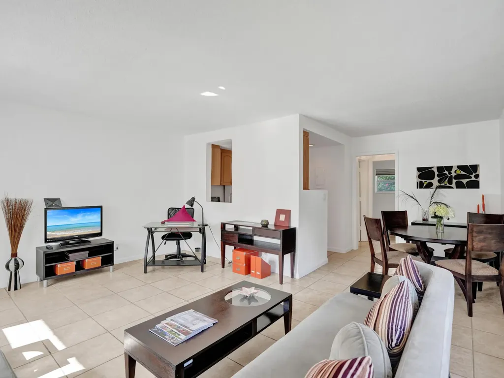 625 Antioch Avenue Fort Lauderdale FL 33304