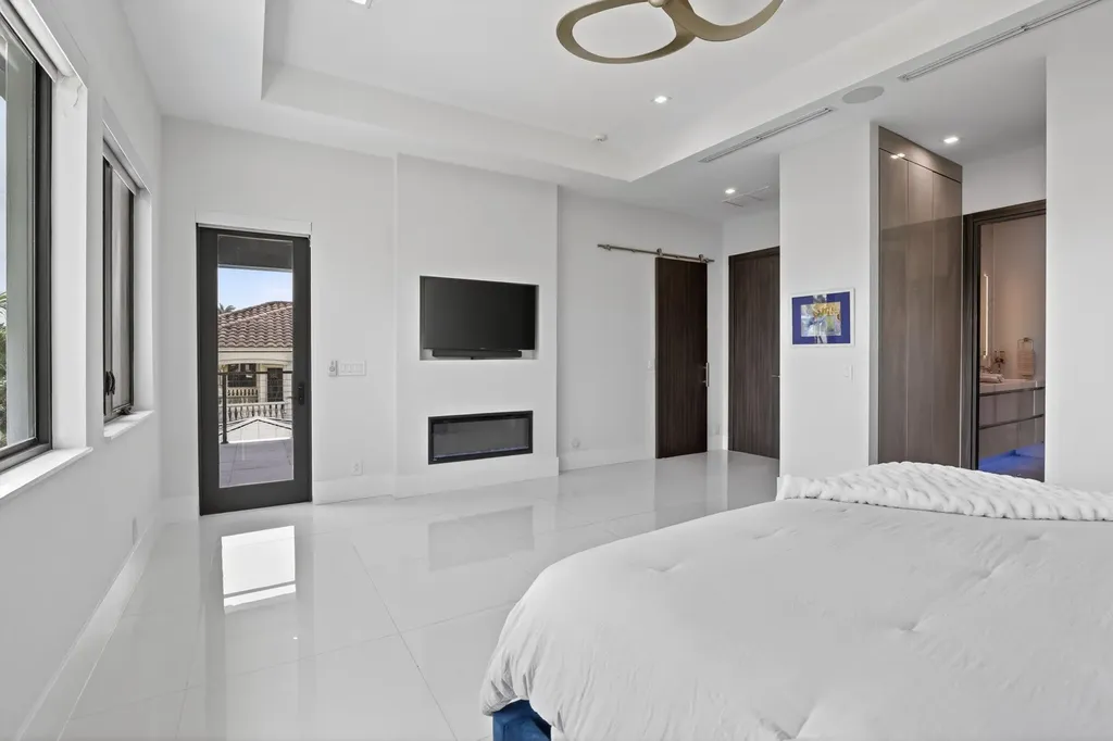 334 Isle Of Capri Drive Fort Lauderdale FL 33301