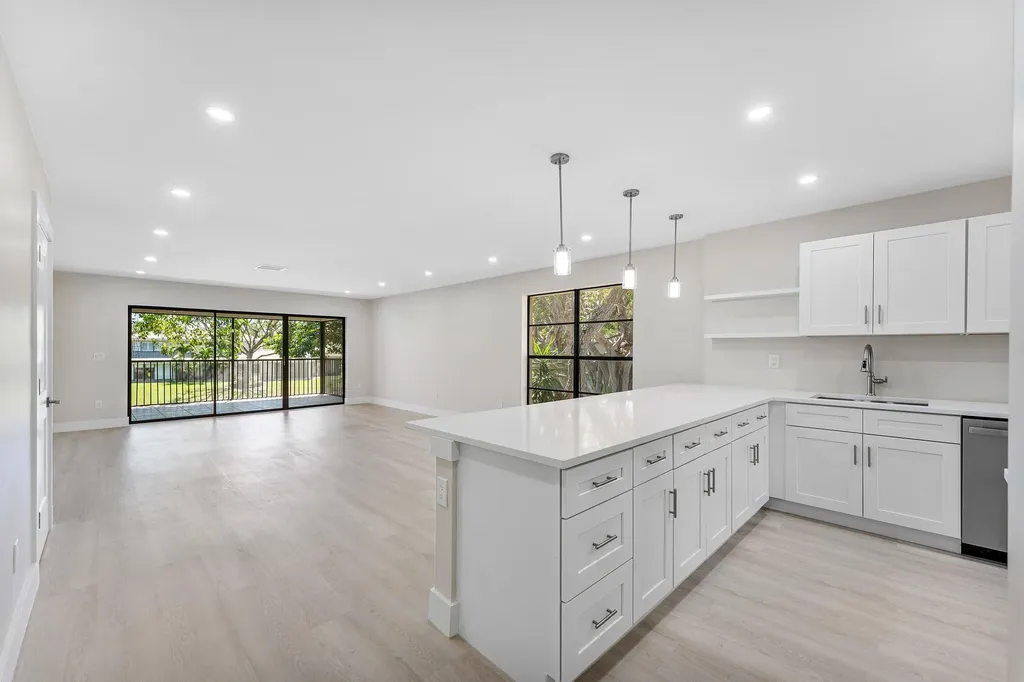 1 Westgate Lane Boynton Beach FL 33436