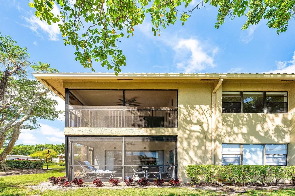 1 Westgate Lane Boynton Beach FL 33436