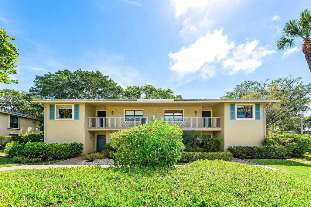 1 Westgate Lane Boynton Beach FL 33436