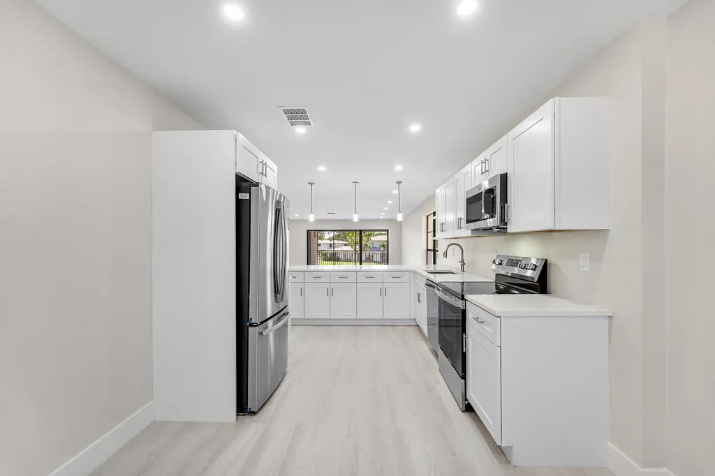 1 Westgate Lane Boynton Beach FL 33436