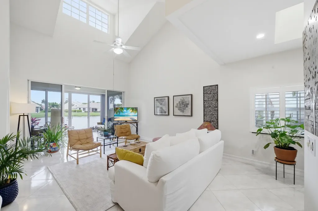47 N Lakeshore Drive Hypoluxo FL 33462