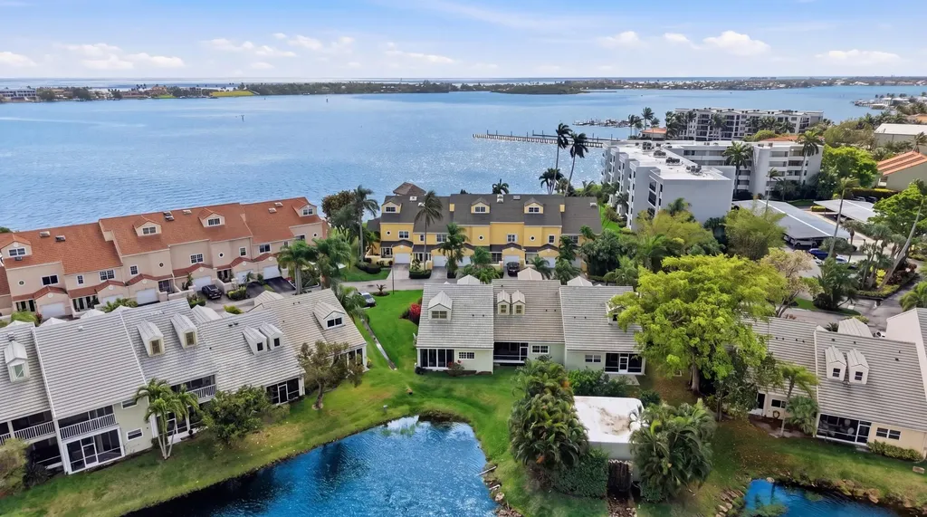 47 N Lakeshore Drive Hypoluxo FL 33462