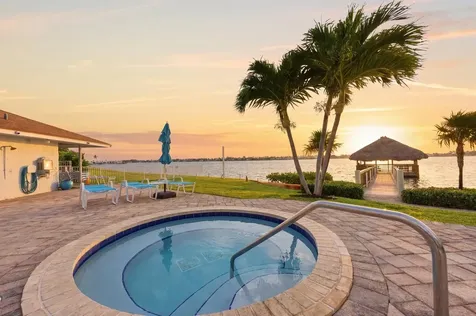 47 N Lakeshore Drive Hypoluxo FL 33462
