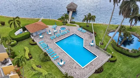 47 N Lakeshore Drive Hypoluxo FL 33462