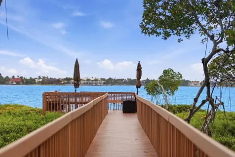 47 N Lakeshore Drive Hypoluxo FL 33462