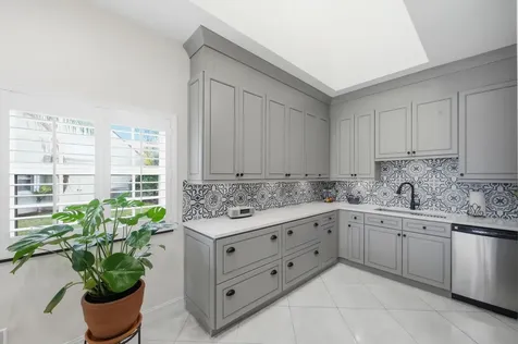 47 N Lakeshore Drive Hypoluxo FL 33462