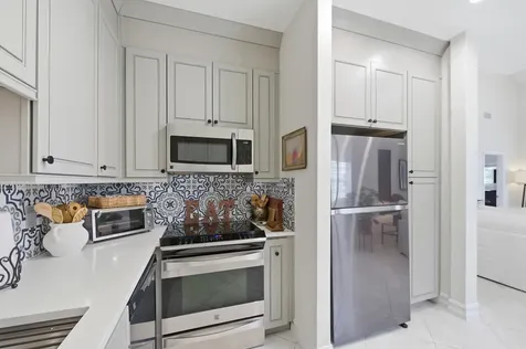 47 N Lakeshore Drive Hypoluxo FL 33462