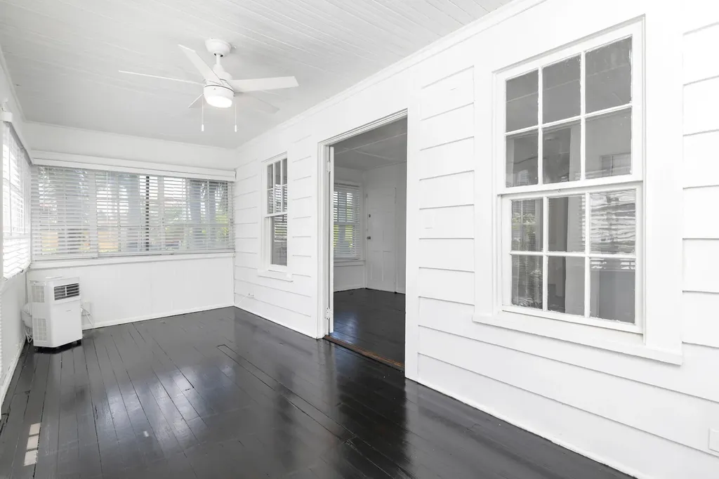 204 Conniston Road West Palm Beach FL 33405
