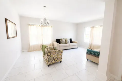 1003 Mystery Circle Davenport FL 33837
