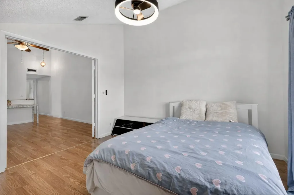102 Maplecrest Circle Jupiter FL 33458