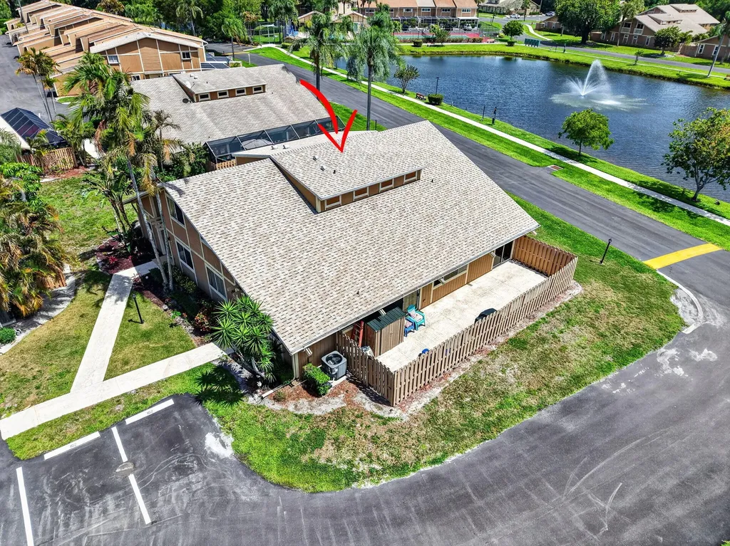 102 Maplecrest Circle Jupiter FL 33458