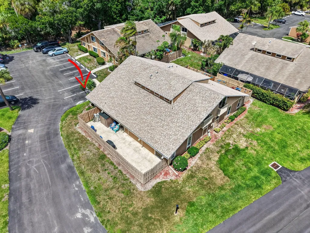102 Maplecrest Circle Jupiter FL 33458