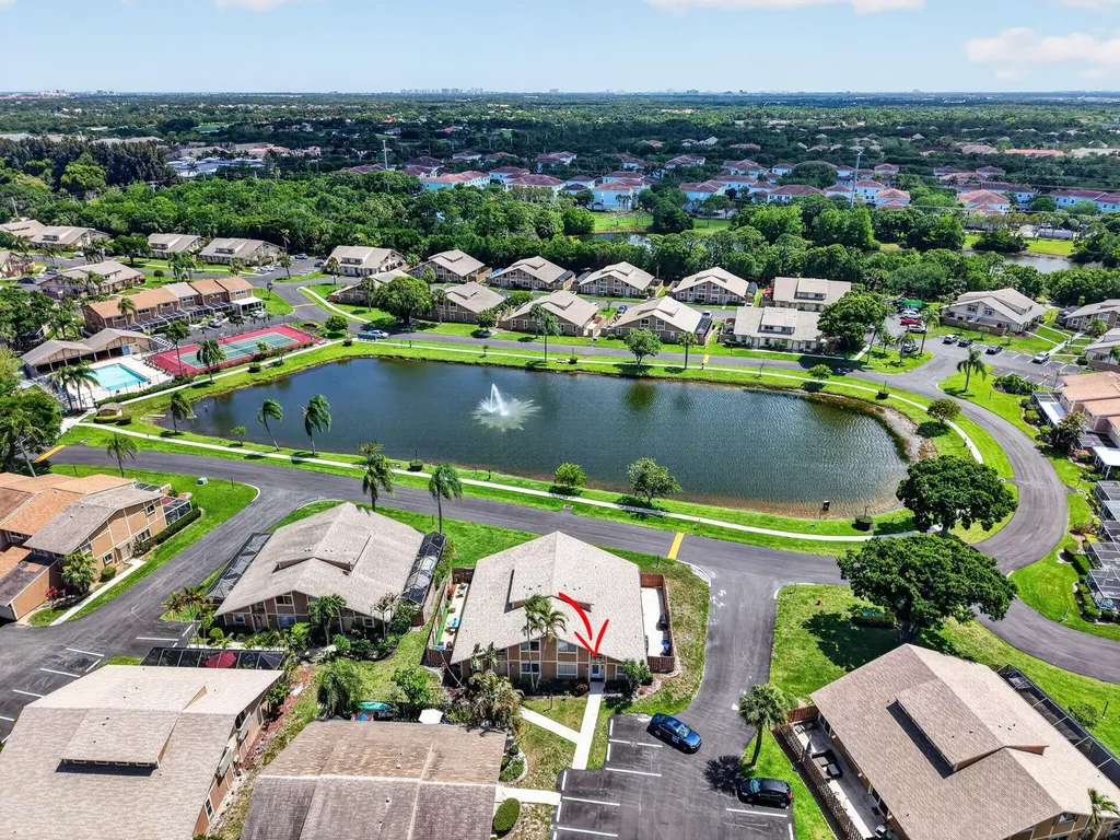 102 Maplecrest Circle Jupiter FL 33458