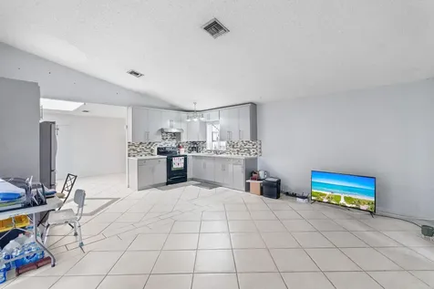 8701 NW 47th Court Lauderhill FL 33351