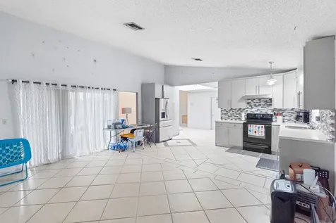 8701 NW 47th Court Lauderhill FL 33351