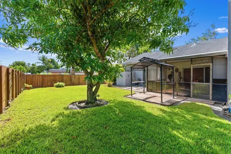 8701 NW 47th Court Lauderhill FL 33351