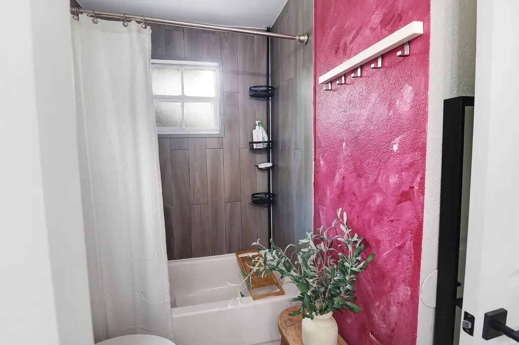 11303 Lakeview Drive Coral Springs FL 33071