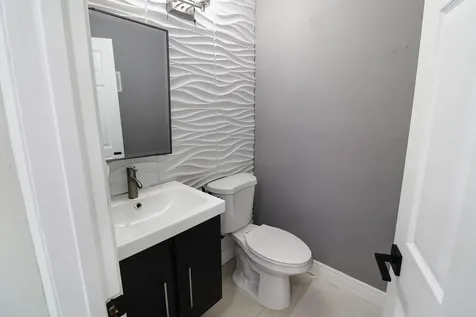 11303 Lakeview Drive Coral Springs FL 33071