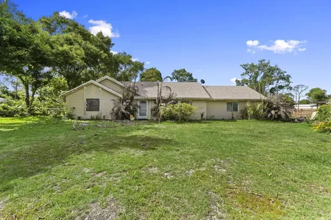 8631 Hidden Pines Road Fort Pierce FL 34945