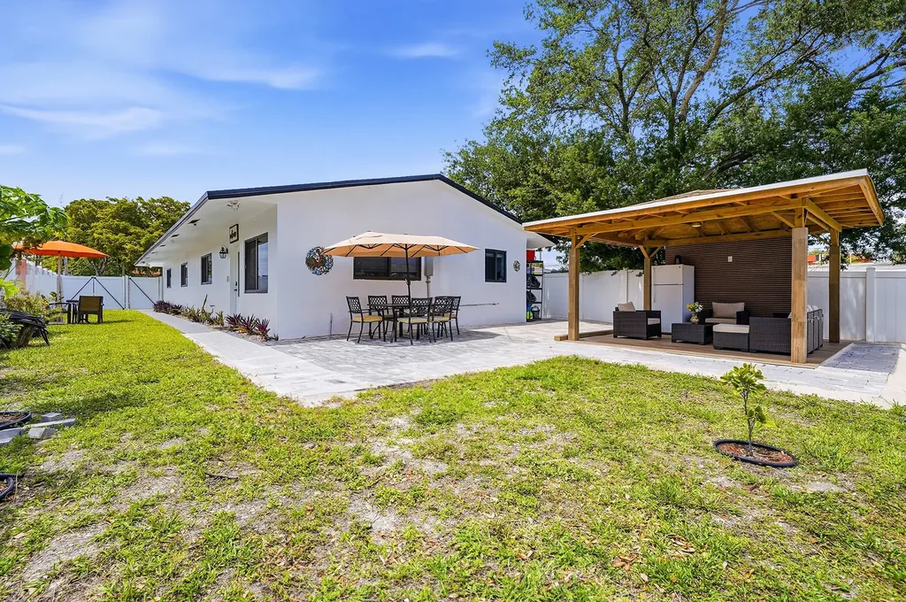 1320 SW 34th Avenue Fort Lauderdale FL 33312