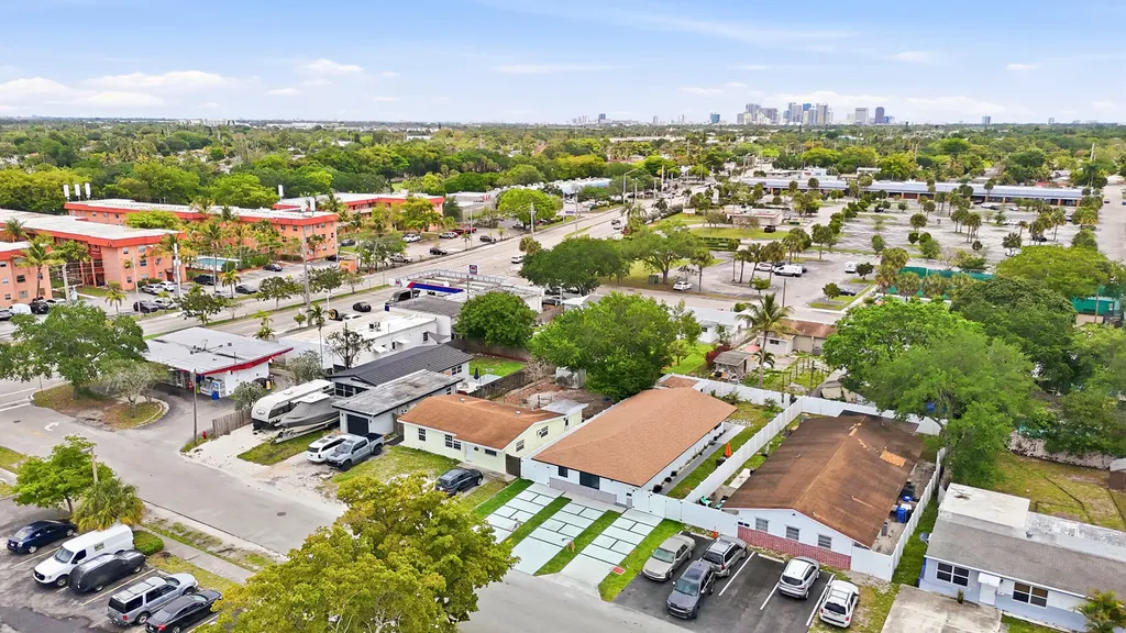 1320 SW 34th Avenue Fort Lauderdale FL 33312