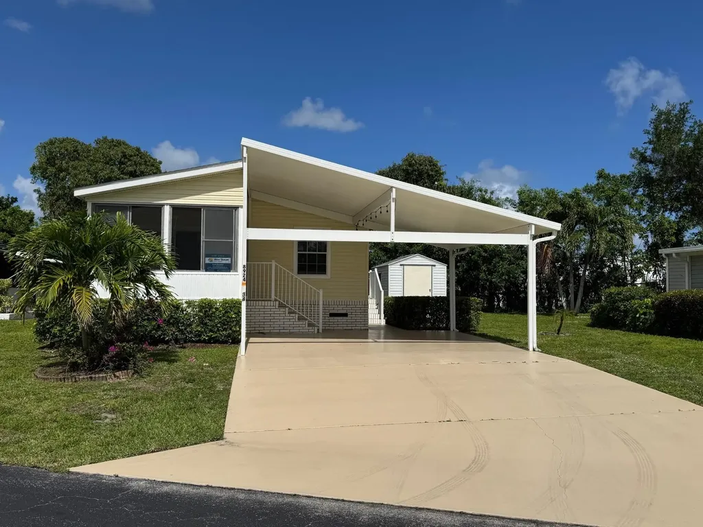 8924 Princess Donna Court E Boynton Beach FL 33436