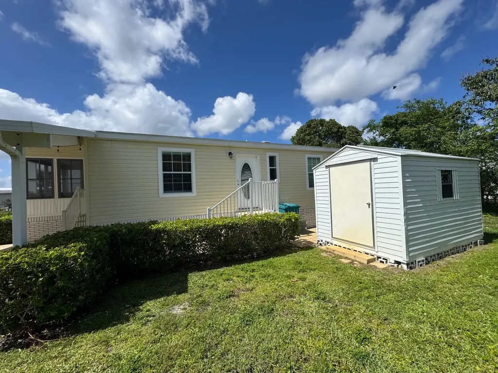 8924 Princess Donna Court E Boynton Beach FL 33436