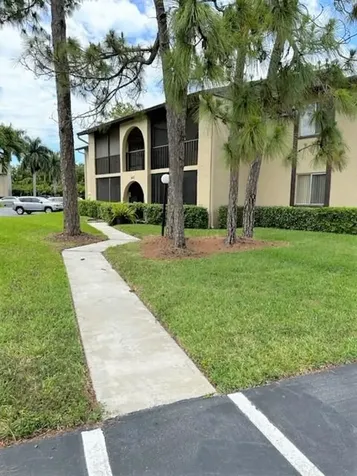 441 Pine Glen Lane Greenacres FL 33463