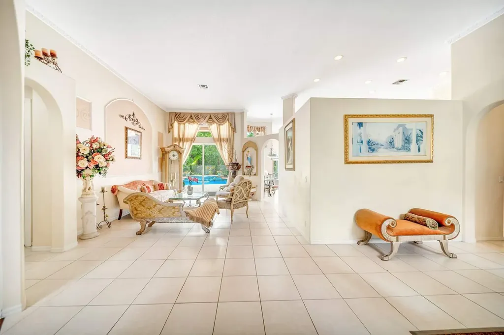 6169 NW 53rd Circle Coral Springs FL 33067