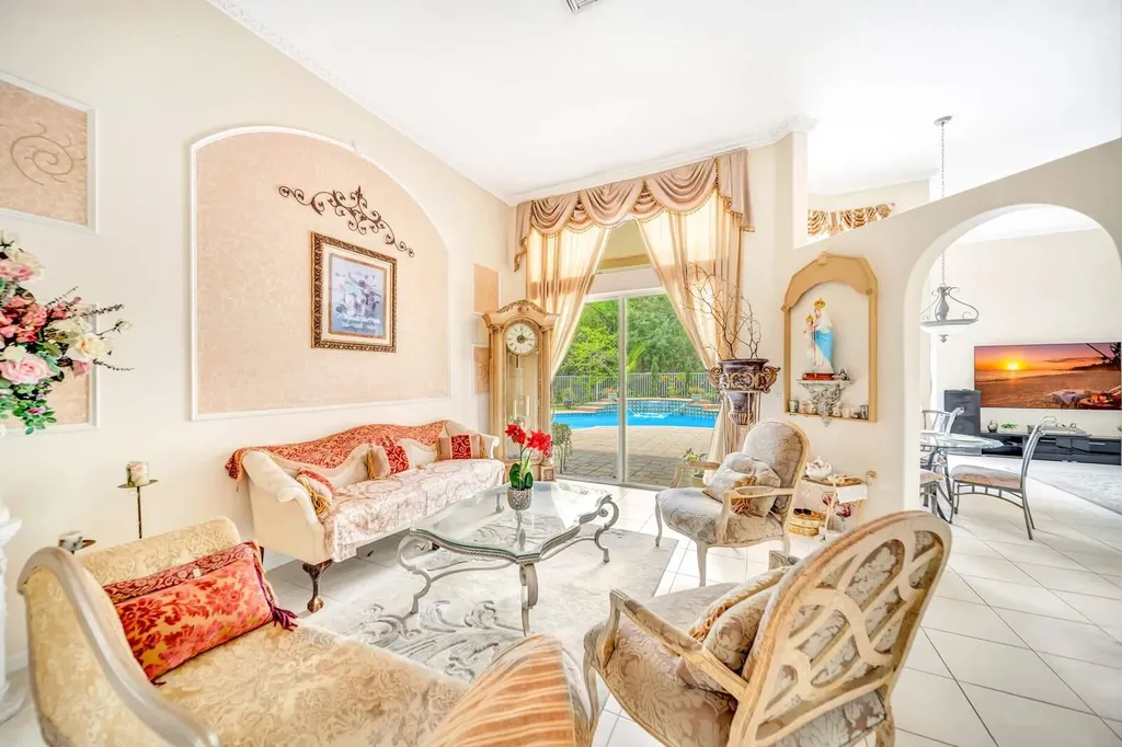 6169 NW 53rd Circle Coral Springs FL 33067
