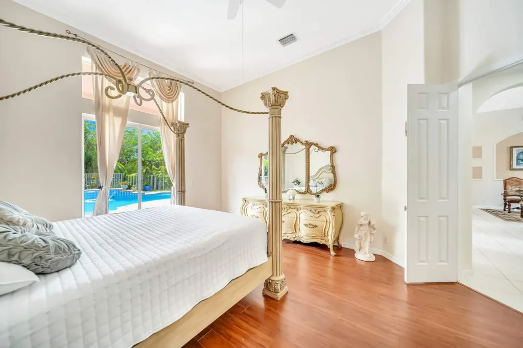 6169 NW 53rd Circle Coral Springs FL 33067
