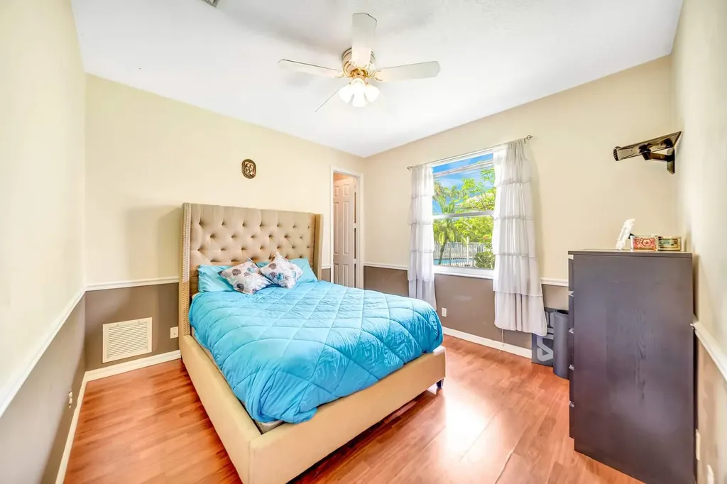 6169 NW 53rd Circle Coral Springs FL 33067