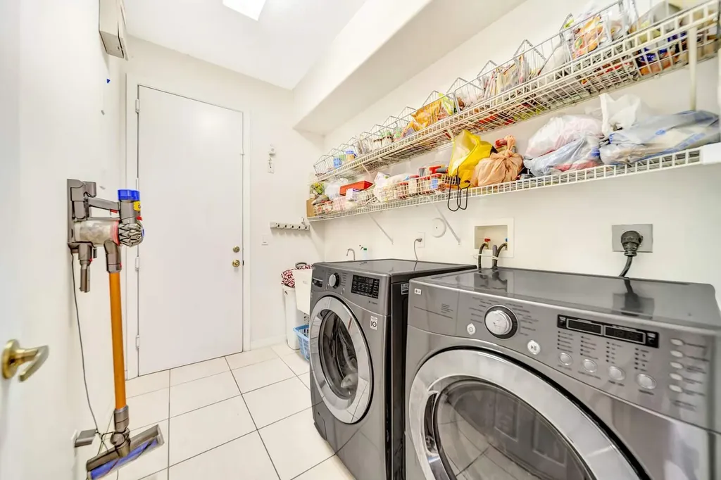6169 NW 53rd Circle Coral Springs FL 33067