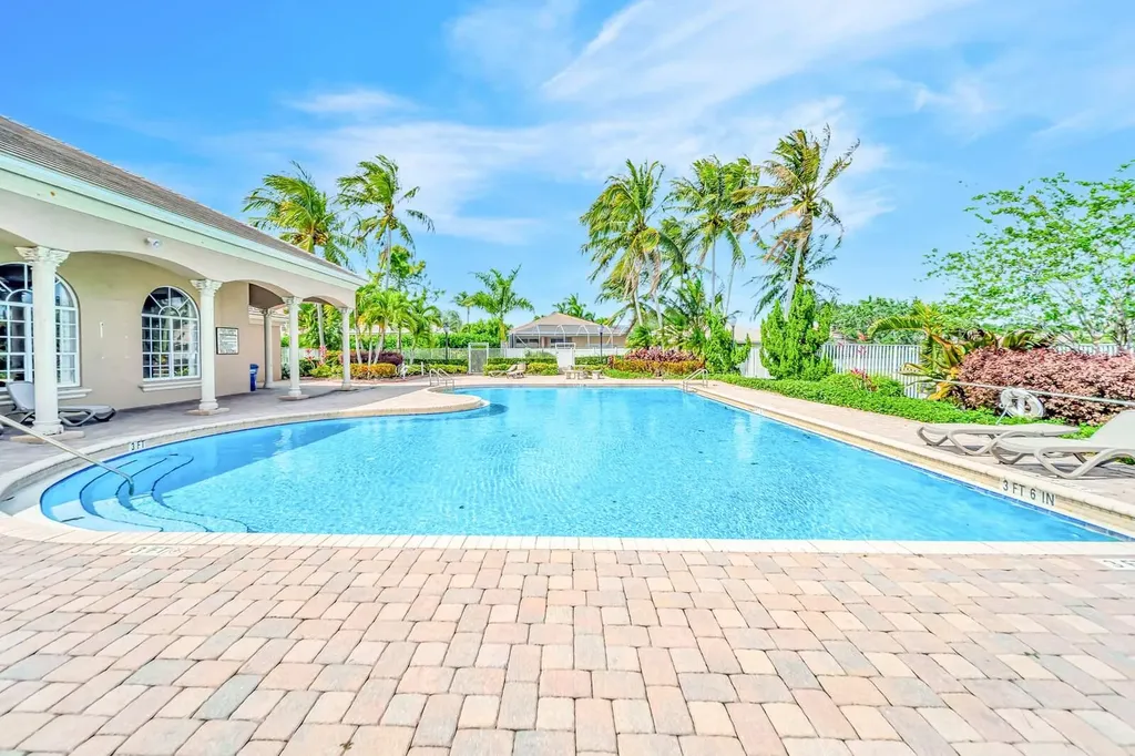 6169 NW 53rd Circle Coral Springs FL 33067